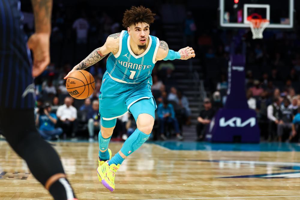 手底特律活 手底特律活