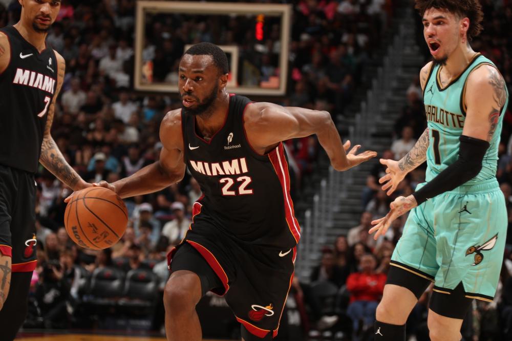 脱颖而出 脱颖而出