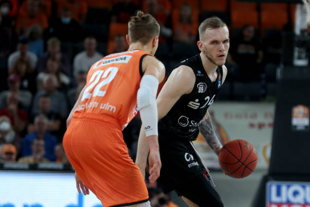 前会长因 前会长因