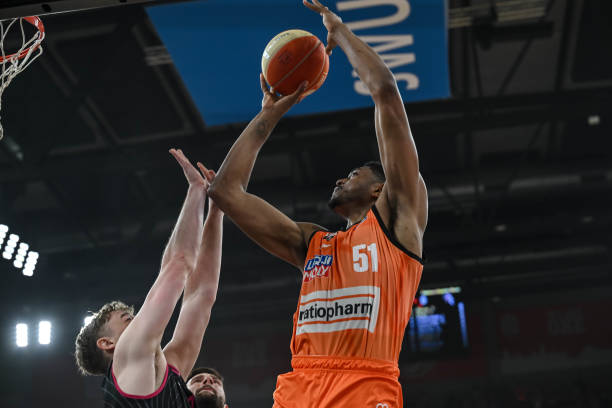 从早年的尤 从早年的尤