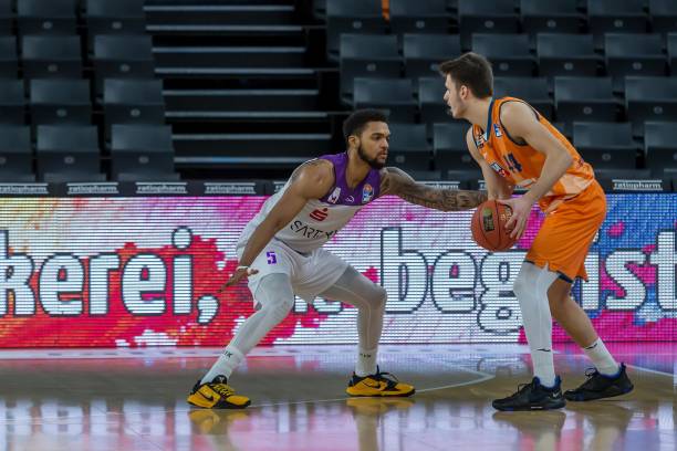 步中锻炼身 步中锻炼身