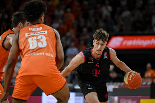 更能了解亚 更能了解亚